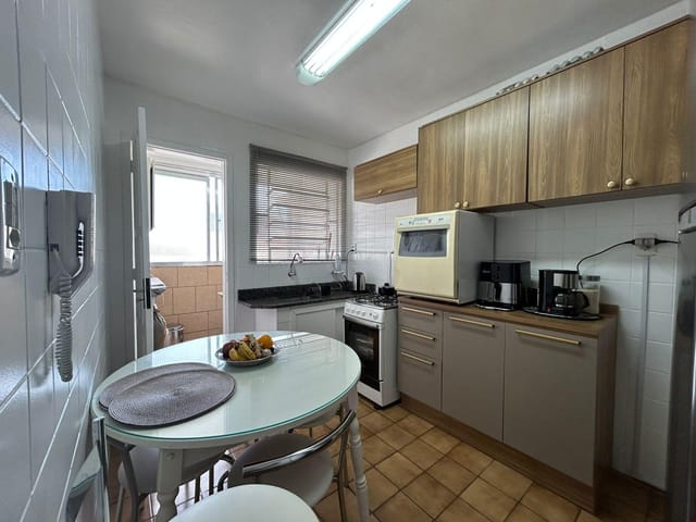 Apartamento com 79m² 2 quartos e 1 banheiro, à venda, no bairro Centro em Pelotas
