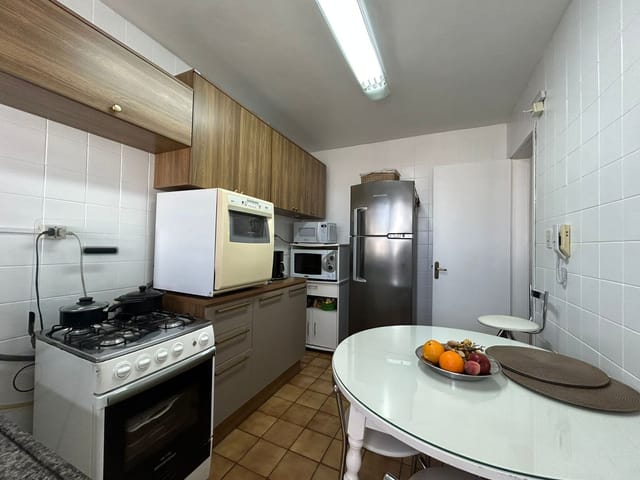 Apartamento com 79m² 2 quartos e 1 banheiro, à venda, no bairro Centro em Pelotas