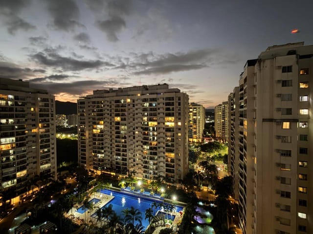 Apartamento 2 quartos e 2 banheiros, para alugar, no bairro Jacarepaguá em Rio de Janeiro