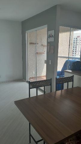 Apartamento com 60m² 2 quartos e 1 banheiro, para alugar, no bairro Vila Assunção em Santo André