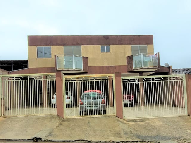 Apartamento com 77m² 3 quartos e 1 banheiro, à venda ou para alugar, no bairro Neves em Ponta Grossa