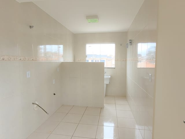 Apartamento com 77m² 3 quartos e 1 banheiro, à venda ou para alugar, no bairro Neves em Ponta Grossa