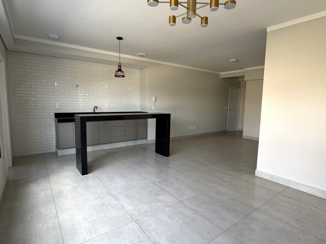 Apartamento 3 quartos e 4 banheiros, à venda, no bairro Residencial Paraíso em Franca