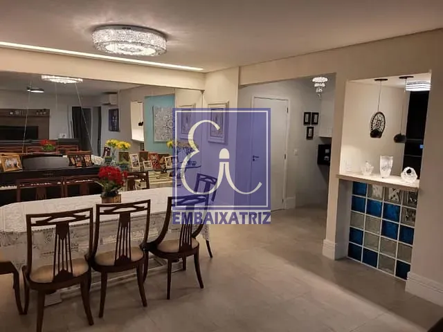 Apartamento com 156m² 3 quartos e 3 banheiros, à venda, no bairro Jardim das Indústrias em São José dos Campos