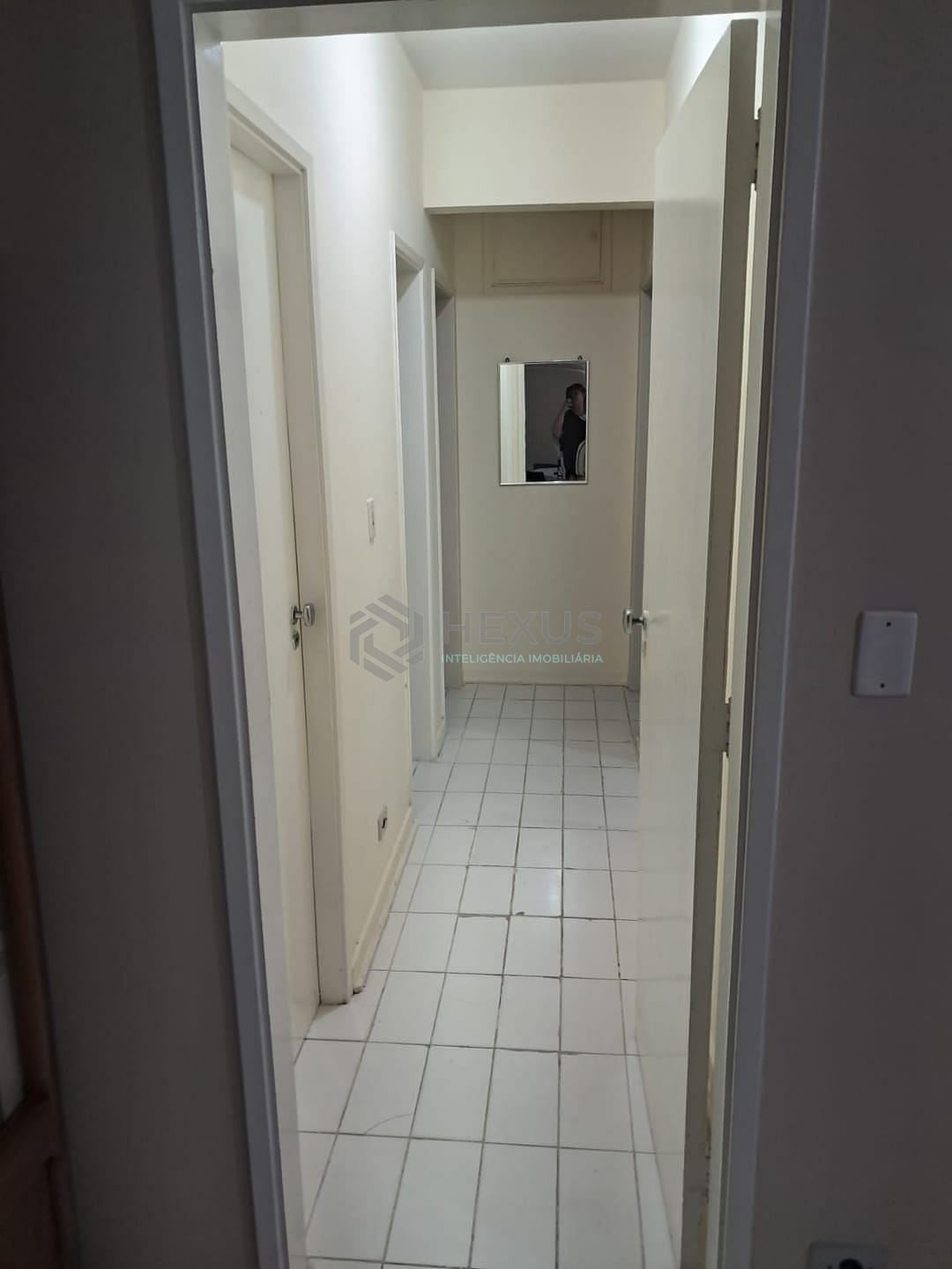 Apartamento à venda com 3 quartos, 97m² - Foto 8