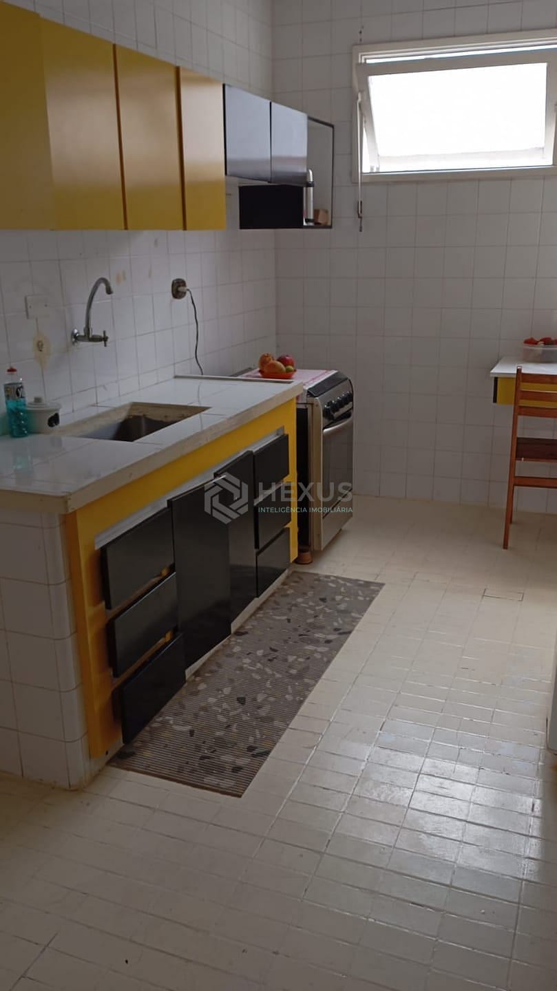 Apartamento à venda com 3 quartos, 97m² - Foto 17