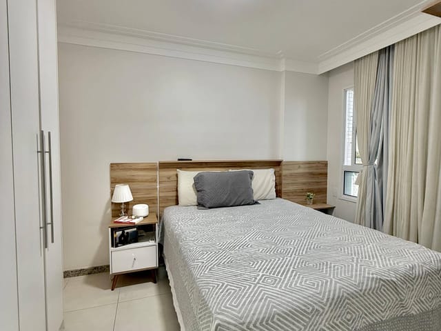 Apartamento 3 quartos e 2 banheiros, à venda, no bairro Atalaia em Aracaju
