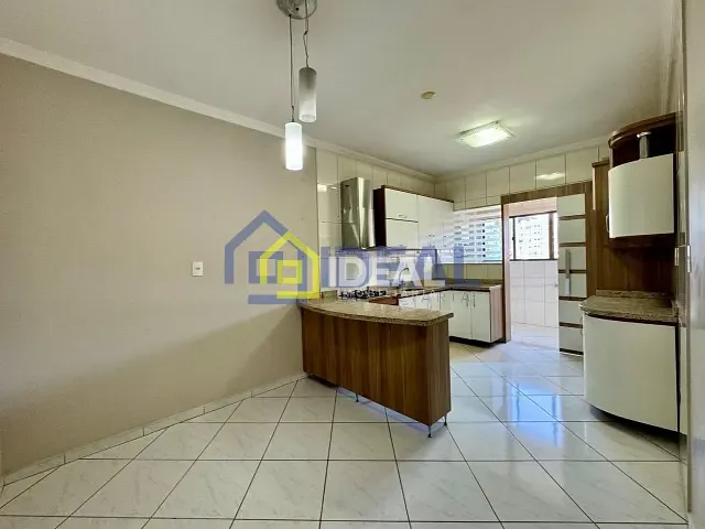 Apartamento 2 quartos e 2 banheiros, à venda, no bairro Centro em Concórdia