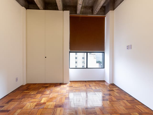 Apartamento 1 quarto e 1 banheiro, para alugar, no bairro República em São Paulo