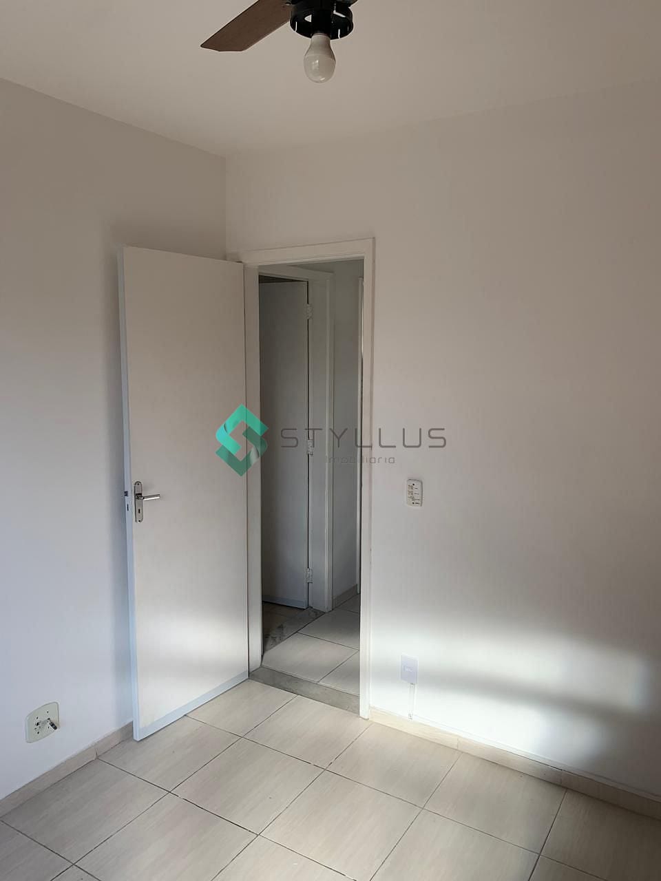 Apartamento para alugar com 2 quartos, 70m² - Foto 19