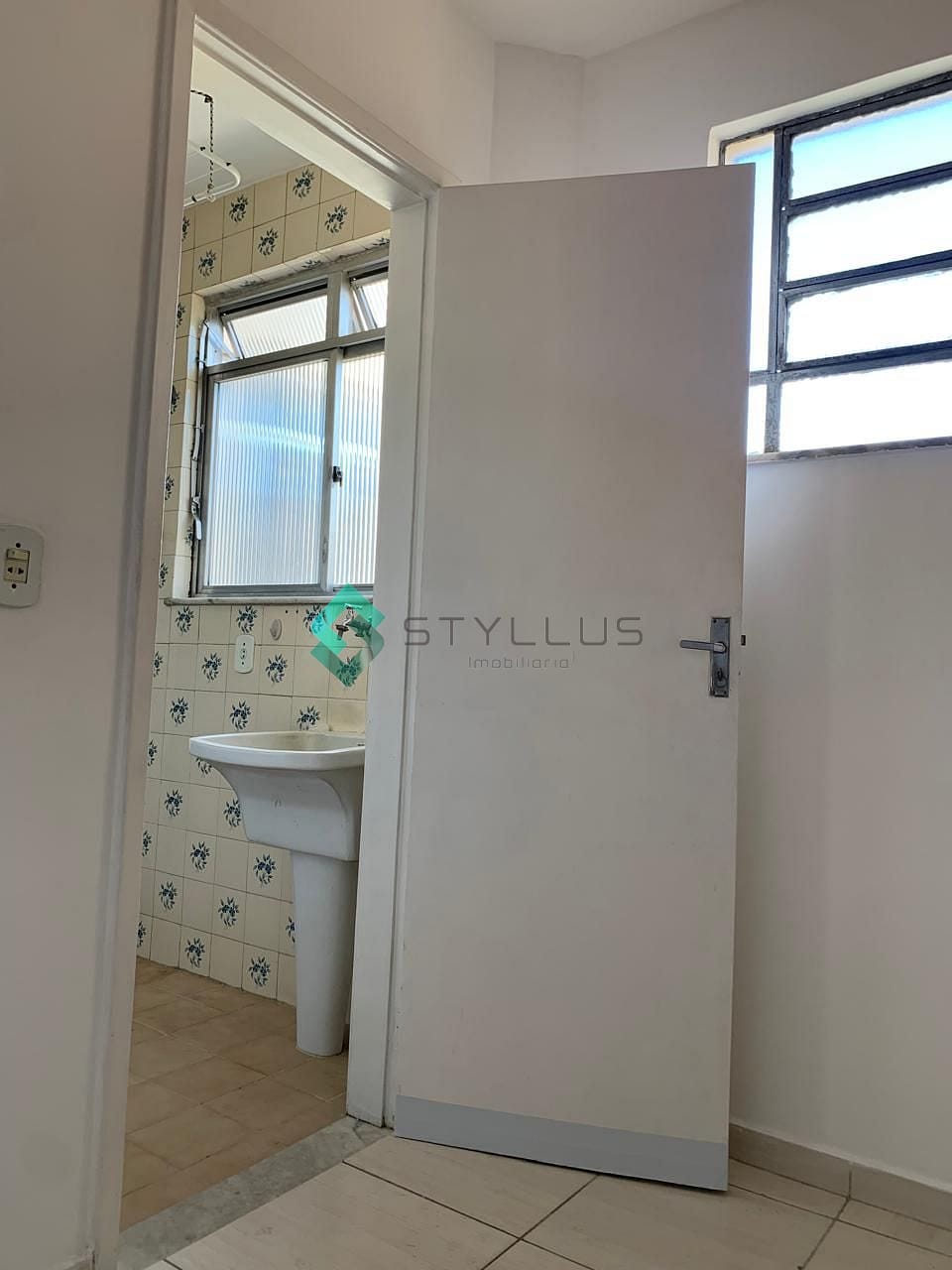 Apartamento para alugar com 2 quartos, 70m² - Foto 29
