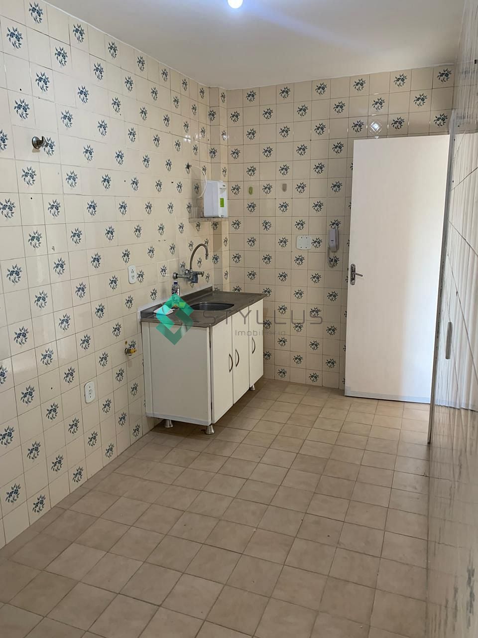 Apartamento para alugar com 2 quartos, 70m² - Foto 25