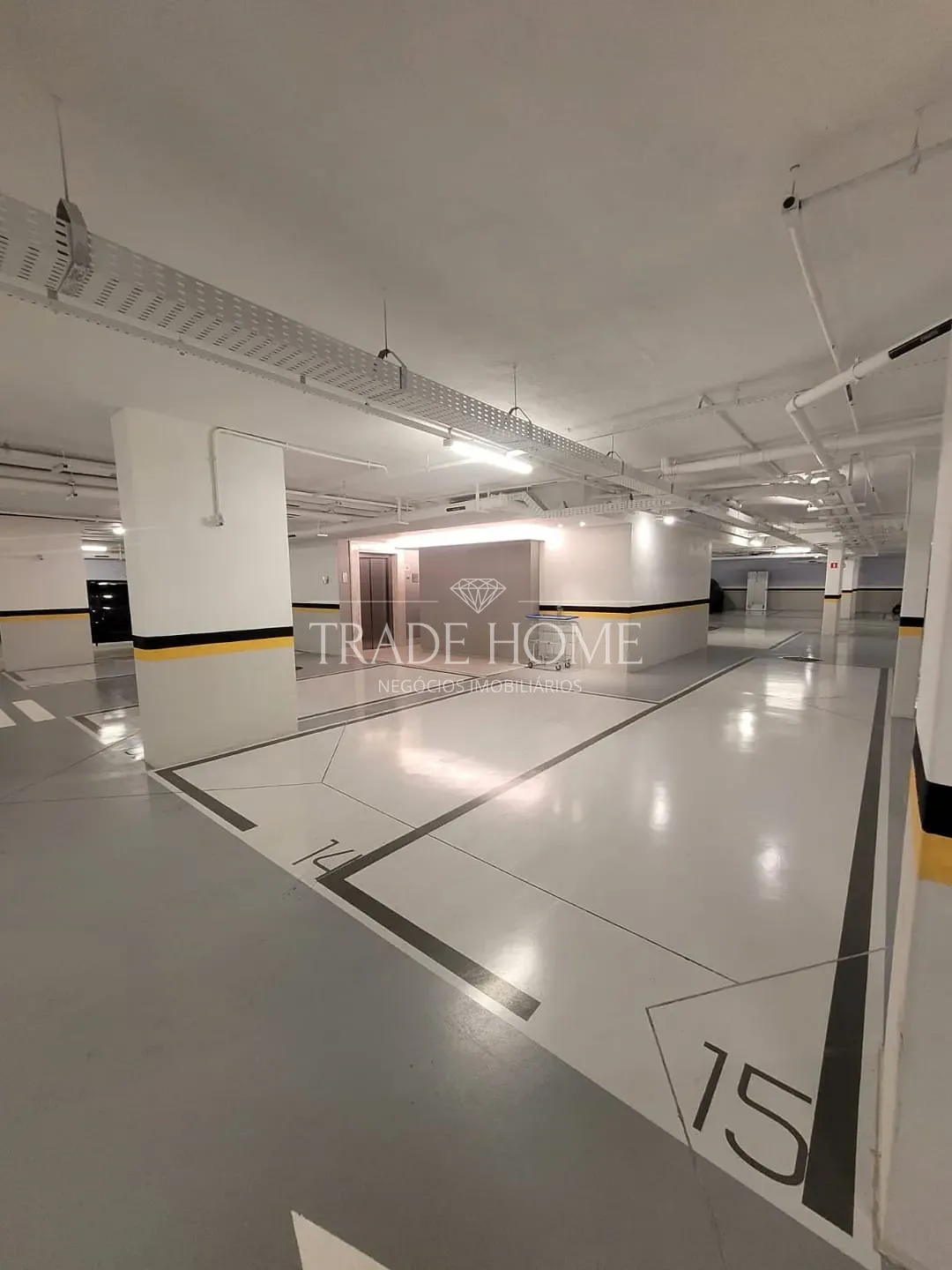 Apartamento, 3 quartos, 156 m² - Foto 2