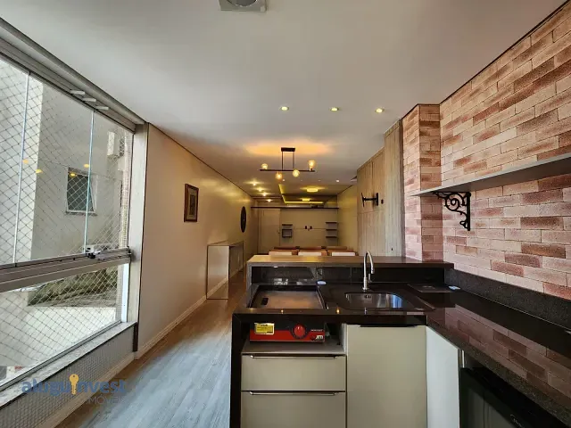 Apartamento 3 quartos e 1 banheiro, para alugar, no bairro Coqueiros em Florianópolis