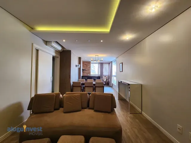 Apartamento 3 quartos e 1 banheiro, para alugar, no bairro Coqueiros em Florianópolis