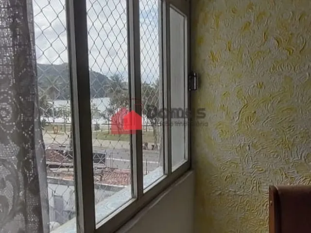 Apartamento à venda ou para alugar, no bairro Centro em Ubatuba