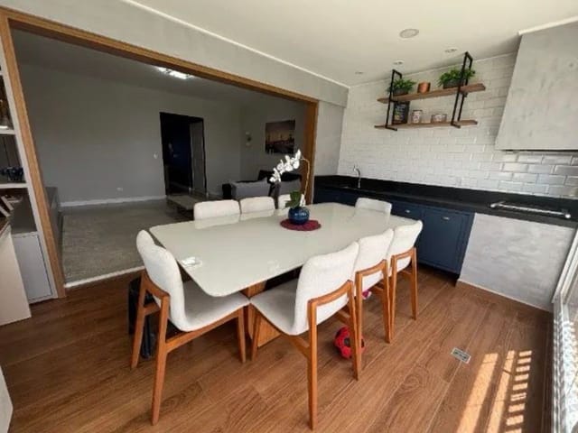 Apartamento 3 quartos e 2 banheiros, à venda, no bairro Jardim das Indústrias em São José dos Campos