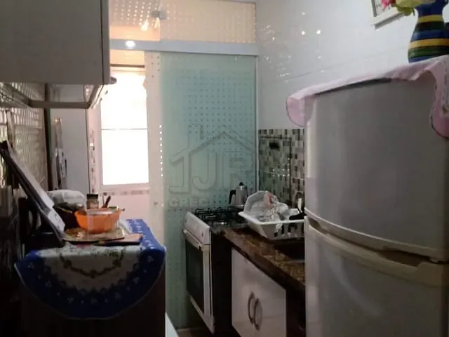 Apartamento 2 quartos e 1 banheiro, à venda, no bairro Jardim Estrela em Mauá