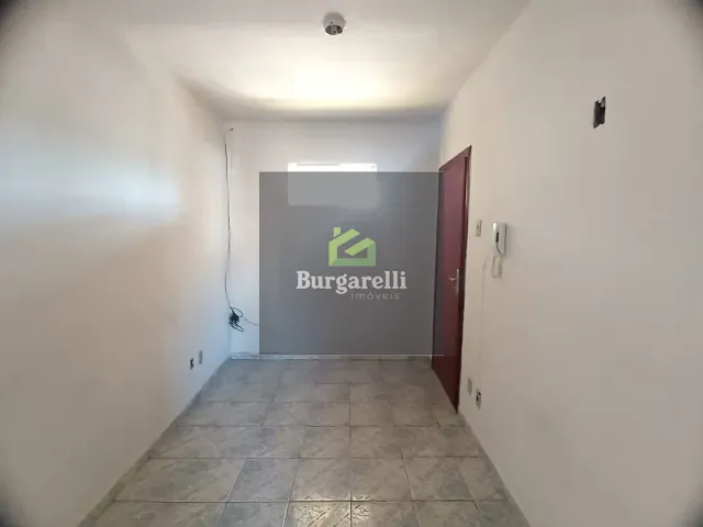 Apartamento 3 quartos e 1 banheiro, para alugar, no bairro Vila São Francisco em Lavras