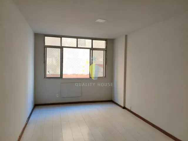Apartamento com 92m² 2 quartos e 2 banheiros, para alugar, no bairro Copacabana em Rio de Janeiro