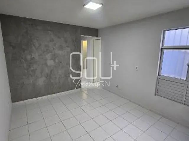 Apartamento 2 quartos e 1 banheiro, à venda, no bairro Pitimbu em Natal