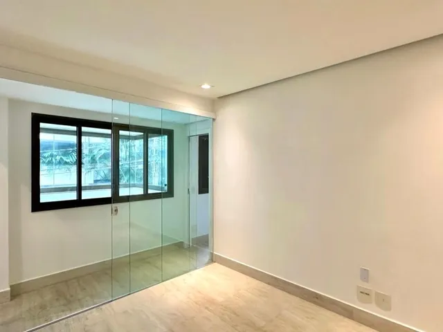 Apartamento 2 quartos e 3 banheiros, para alugar, no bairro Lagoa em Rio de Janeiro