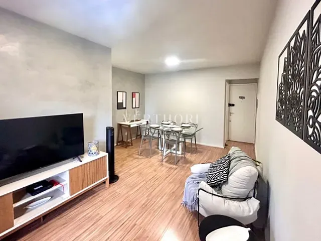 Apartamento com 87m² 3 quartos e 1 banheiro, à venda, no bairro Centro em Londrina