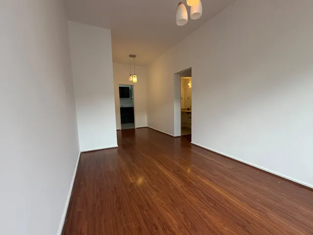 Apartamento com 74m² 3 quartos e 2 banheiros, para alugar, no bairro Lagoa em Rio de Janeiro