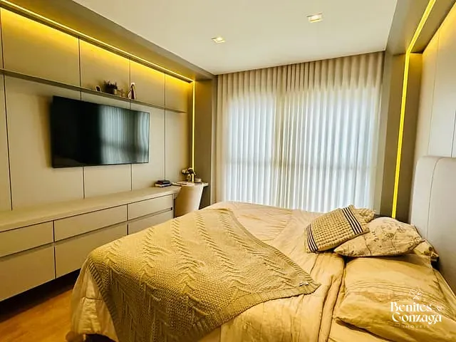 Apartamento 3 quartos e 4 banheiros, à venda, no bairro Zona Armazém em Maringá
