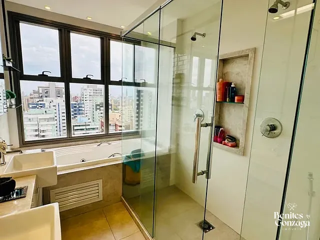 Apartamento 3 quartos e 4 banheiros, à venda, no bairro Zona Armazém em Maringá