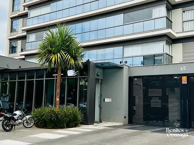Apartamento 3 quartos e 4 banheiros, à venda, no bairro Zona Armazém em Maringá