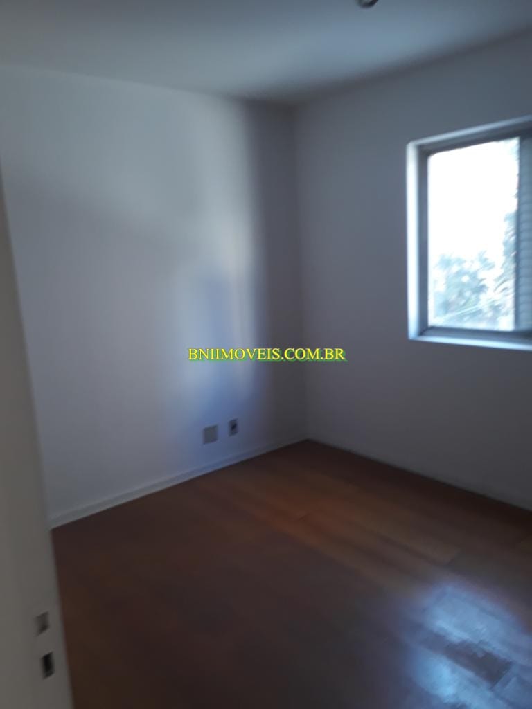 Apartamento para alugar com 3 quartos, 157m² - Foto 8