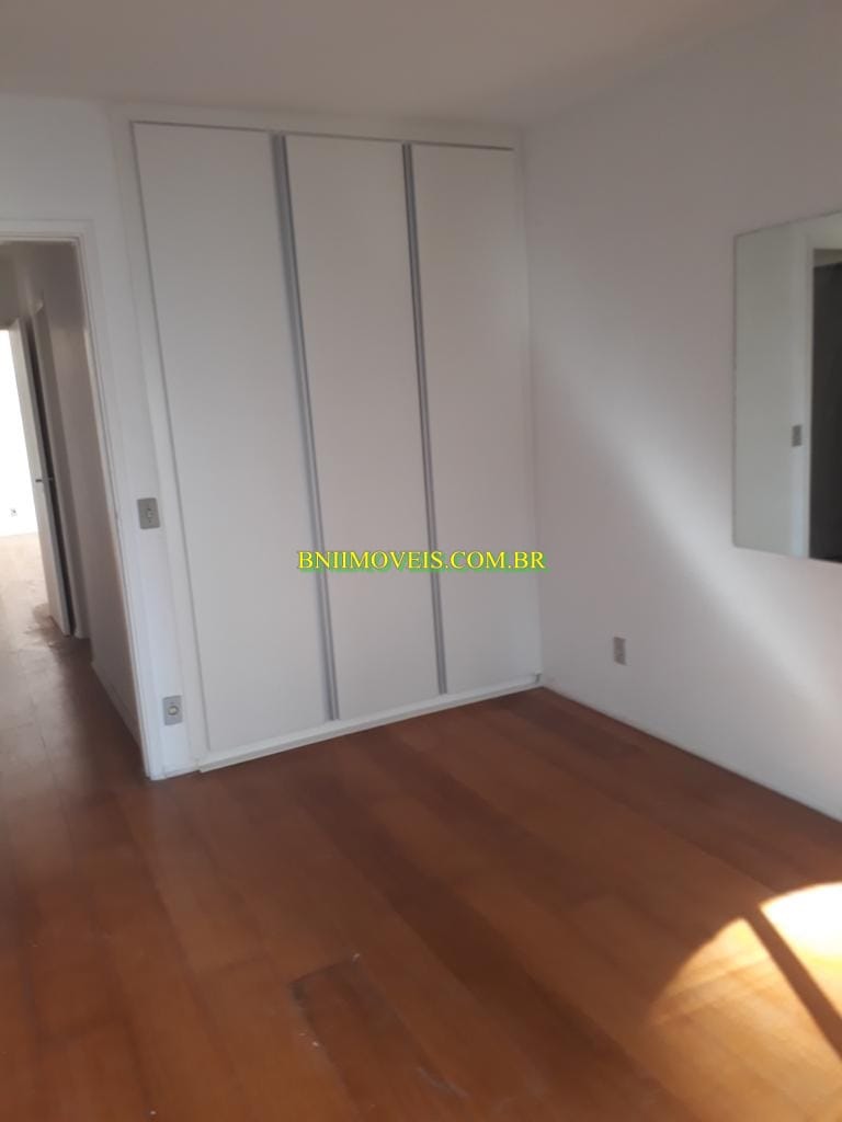 Apartamento para alugar com 3 quartos, 157m² - Foto 5