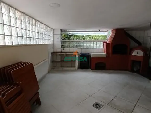 Apartamento 2 quartos e 1 banheiro, à venda, no bairro Taquara em Rio de Janeiro