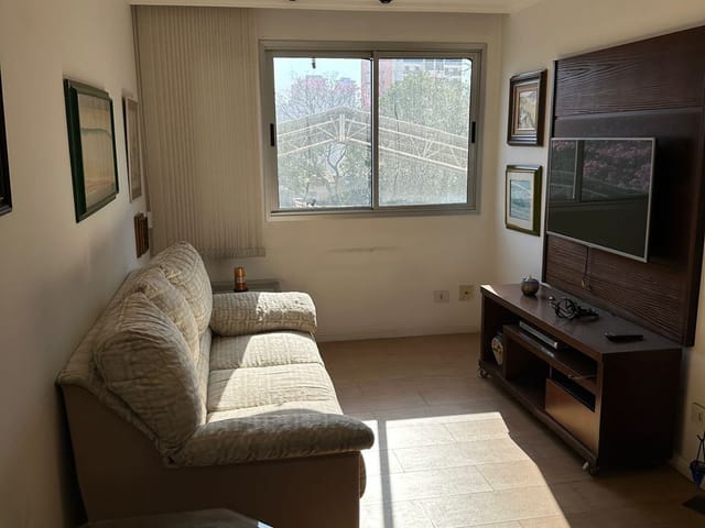 Apartamento 3 quartos e 1 banheiro, à venda, no bairro Vila Gumercindo em São Paulo