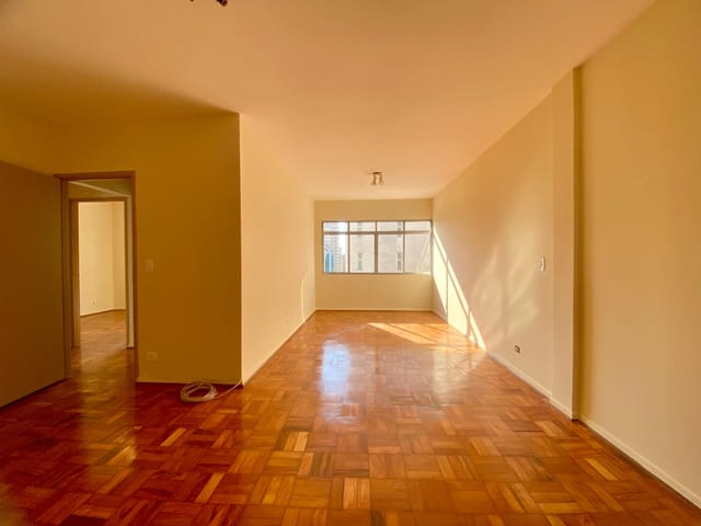 Apartamento com 90m² 2 quartos e 1 banheiro, para alugar, no bairro Vila Nova Conceição em São Paulo