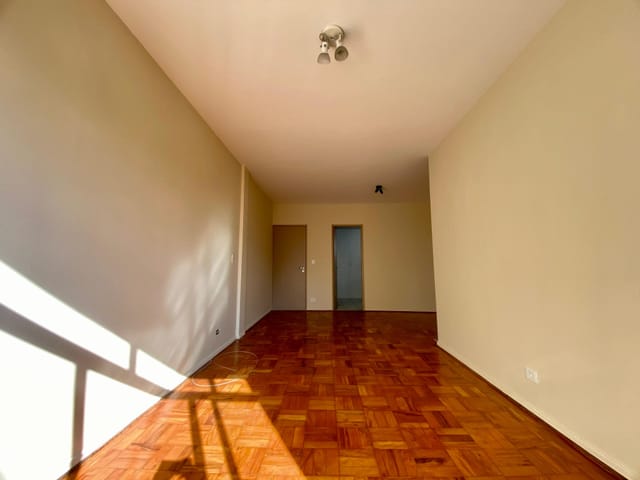 Apartamento com 90m² 2 quartos e 1 banheiro, para alugar, no bairro Vila Nova Conceição em São Paulo