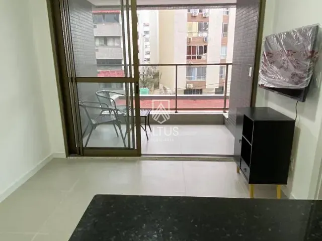 Apartamento 1 quarto e 1 banheiro, para alugar, no bairro Rio Vermelho em Salvador