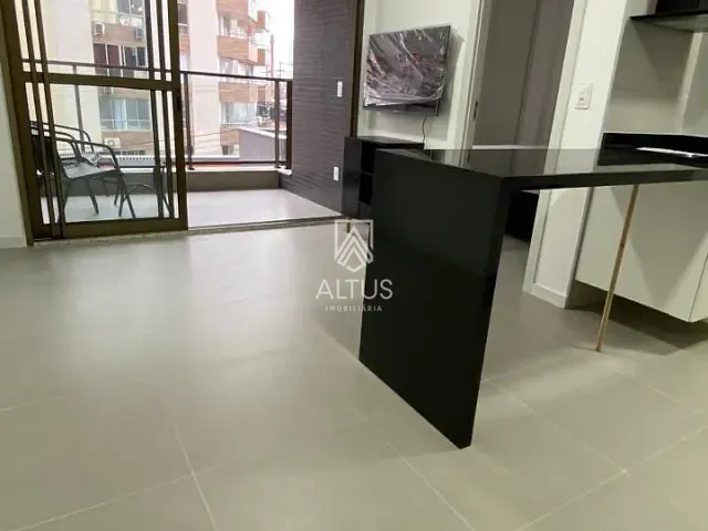 Apartamento 1 quarto e 1 banheiro, para alugar, no bairro Rio Vermelho em Salvador