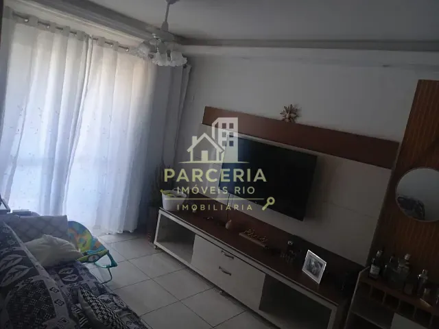 Apartamento com 80m² 2 quartos e 1 banheiro, à venda, no bairro Braz de Pina em Rio de Janeiro