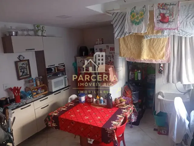 Apartamento com 80m² 2 quartos e 1 banheiro, à venda, no bairro Braz de Pina em Rio de Janeiro