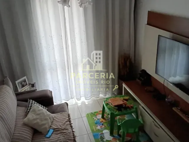 Apartamento com 80m² 2 quartos e 1 banheiro, à venda, no bairro Braz de Pina em Rio de Janeiro