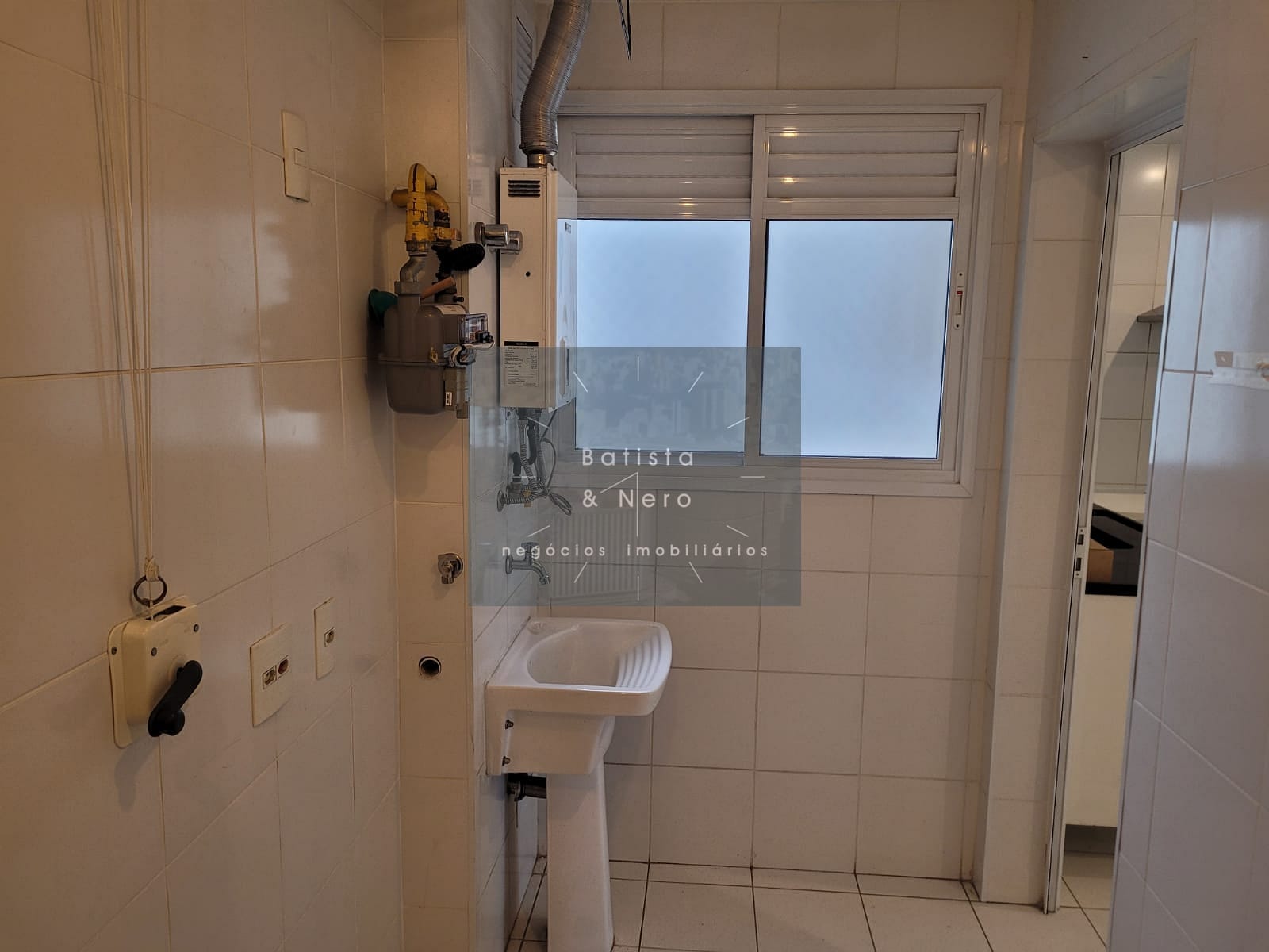 Apartamento à venda com 2 quartos, 107m² - Foto 7