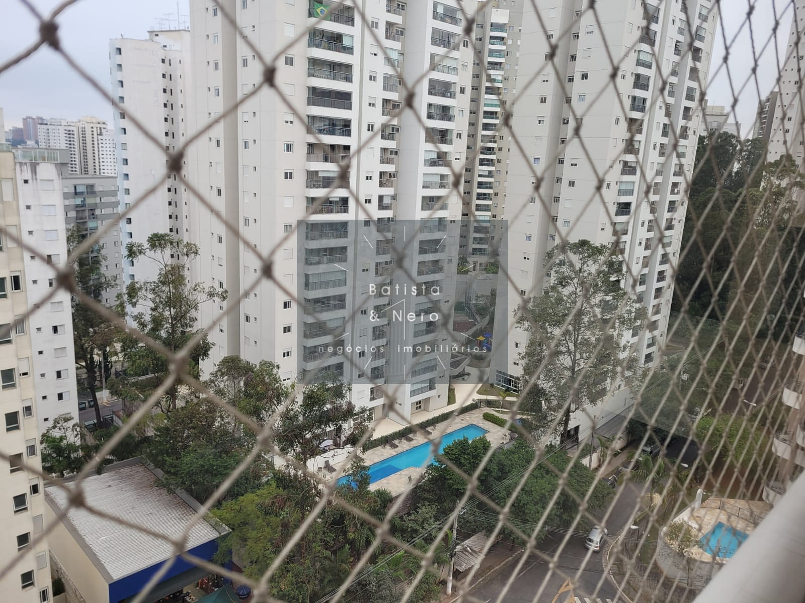 Apartamento à venda com 2 quartos, 107m² - Foto 10