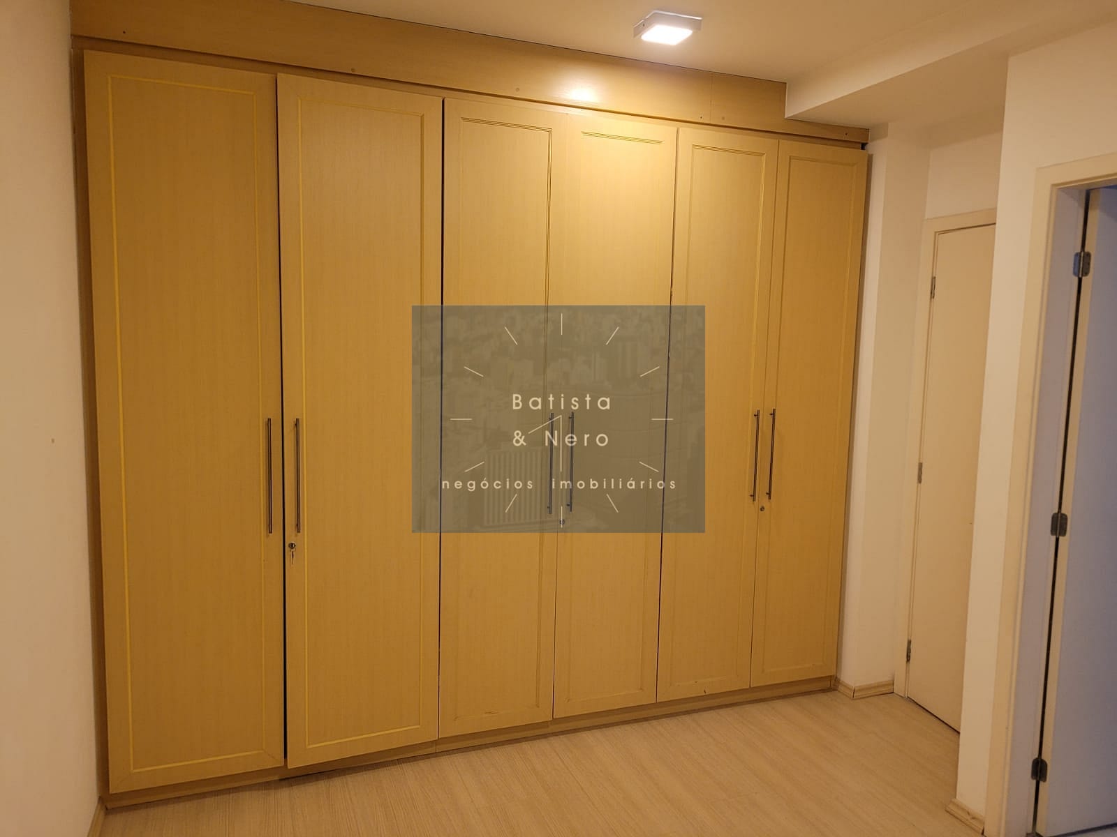Apartamento à venda com 2 quartos, 107m² - Foto 13