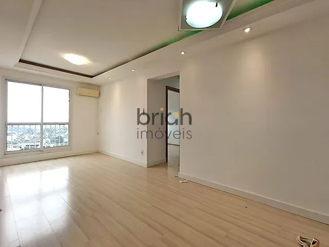 Apartamento 3 quartos e 2 banheiros, à venda, no bairro Pinheiro em São Leopoldo