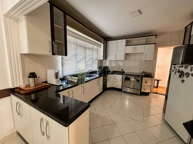 Apartamento com 388m² 4 quartos e 4 banheiros, à venda, no bairro Igrejinha em Apucarana