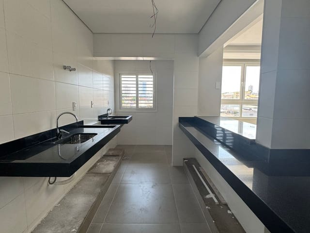 Apartamento 3 quartos e 4 banheiros, à venda, no bairro Jardim Veneza em Franca