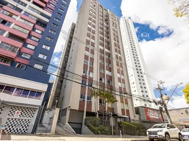 Apartamento 2 quartos e 3 banheiros, à venda, no bairro Cristo Rei em Curitiba