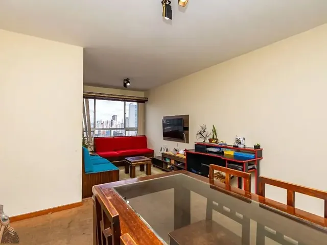 Apartamento 2 quartos e 3 banheiros, à venda, no bairro Cristo Rei em Curitiba